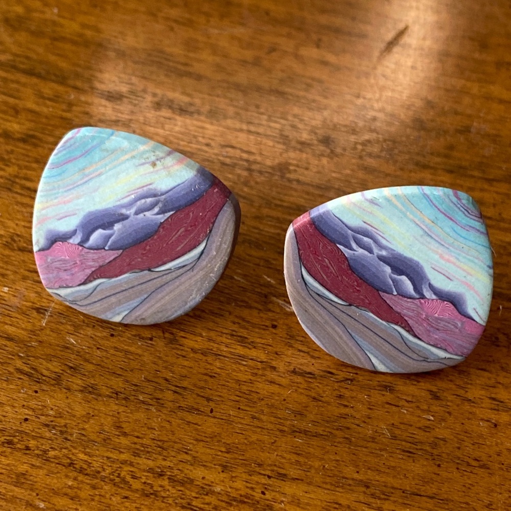 Vintage Multicolor Abstract desert 🏜️ scene 🎬 clip Earrings